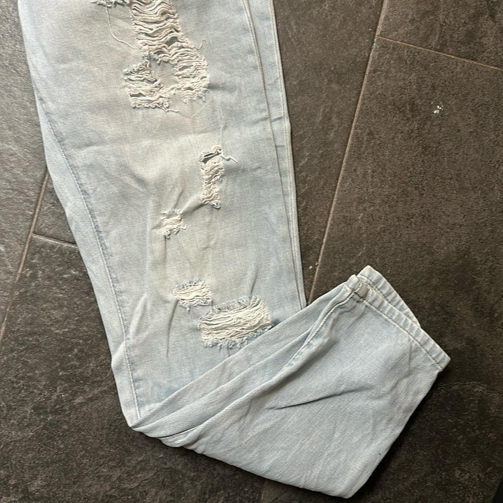 Forever 21 Denim Boyfriend Jeans